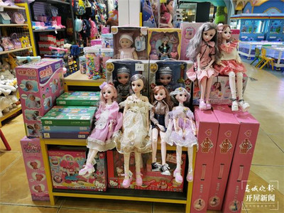 昆明家长一年给娃买几千元玩具？业内人士揭示玩具销售趋势